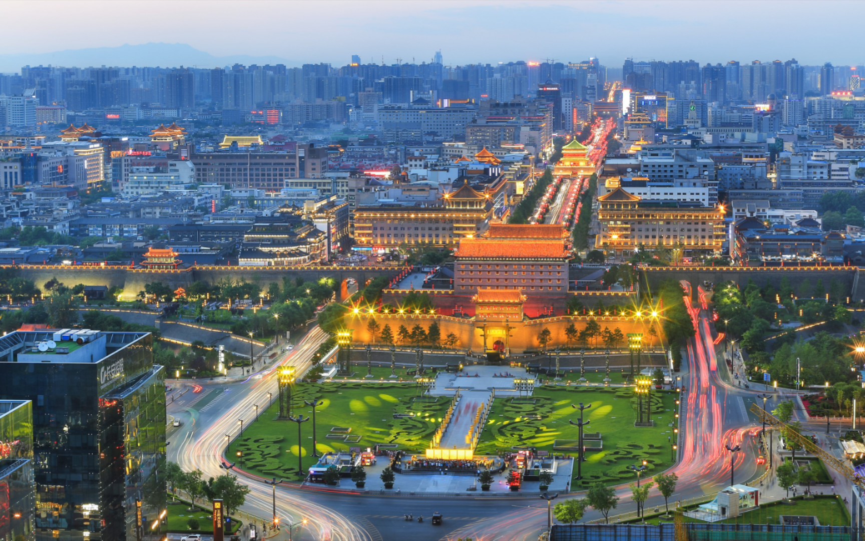 陕西,向尊敬的听众朋友们问好!